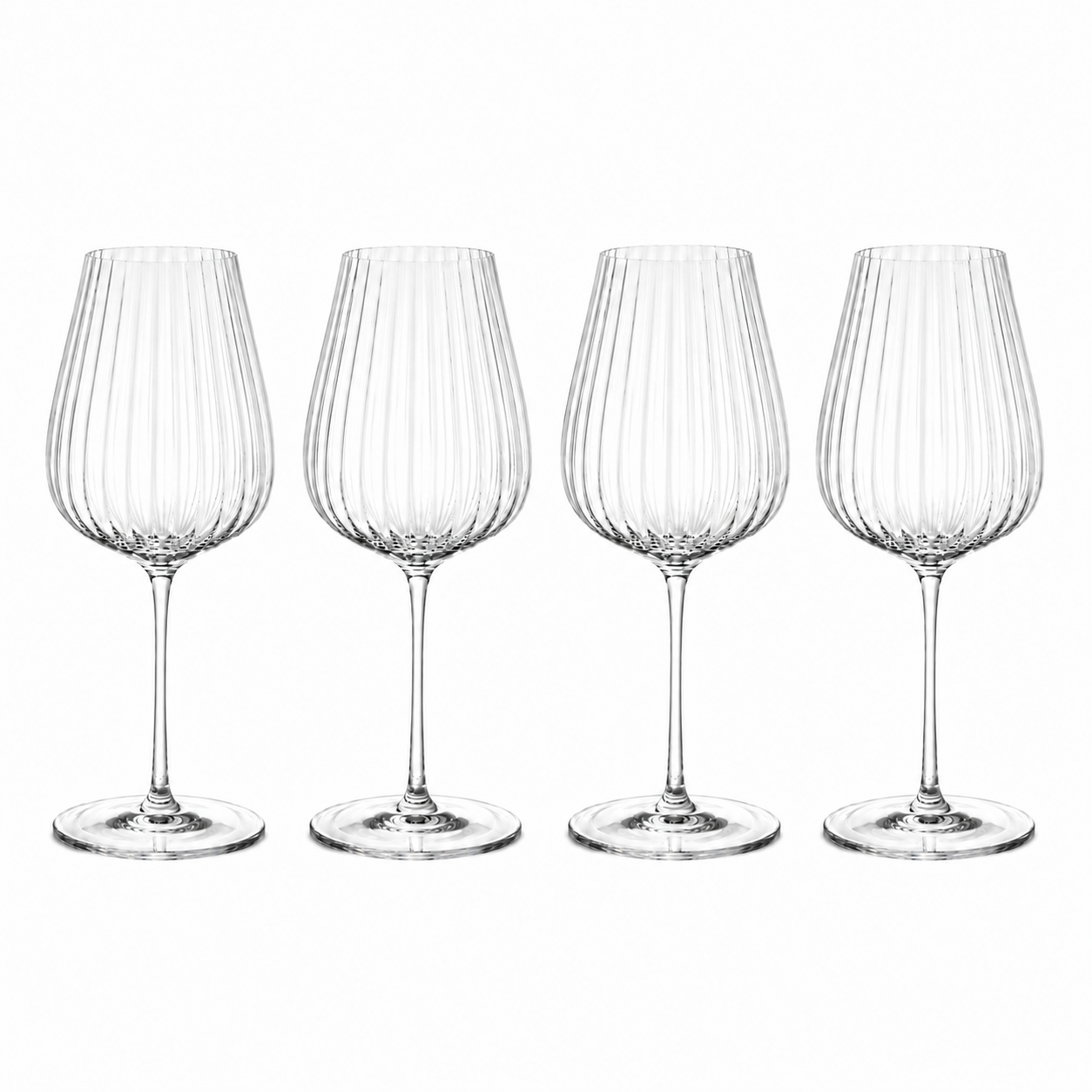 Fyra ribbade vinglas i klart glas med hög fot, 350 ml per glas